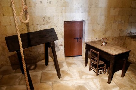 Inquisitor_Palace_Birgu_2012_n30.jpg